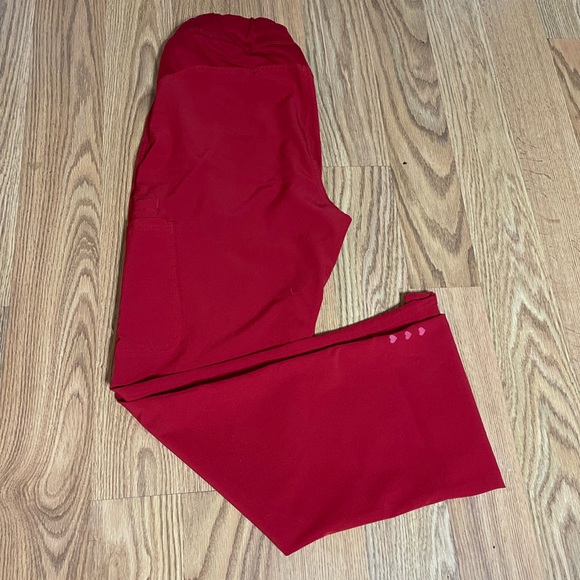 Hearsoul scrub pants. Fitted style. Size small. - Picture 2 of 3